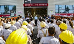 <b>運城市總工會“情系職工、清涼一夏”活動 — 走進華兆東南綠建裝配式建筑產(chǎn)</b>